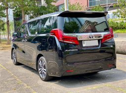 Toyota Alphard 2.5 G A/T 2018 Hitam 6