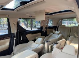 Toyota Alphard 2.5 G A/T 2018 Hitam 10