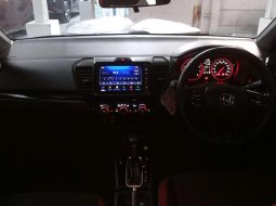 Honda City Hatchback CVT with  Sensing™ 1.5 AT 2021 7