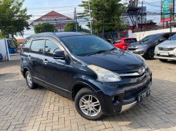 Daihatsu Xenia 1.3 R ATTIVO Manual 2012