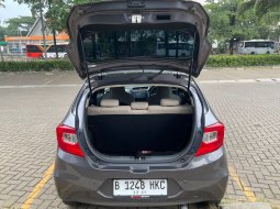 Honda Brio Satya E CVT AT Matic 2022 Abu-abu 12