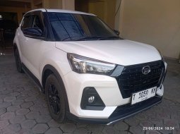 Promo Daihatsu Rocky 1.2 X ADS CVT 2023 Putih *code59KH 2