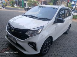 Promo Daihatsu Sigra 1.2 R MT 2024 Putih *code61PID 3