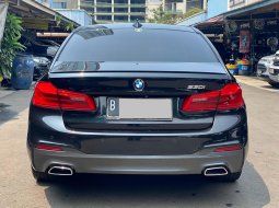 BMW 5 Series 530i 2020 4