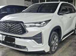 Toyota Innova Zenix Q Hybrid Modelista A/T ( Matic ) 2022 Putih Gress Like New Km 6rban 3