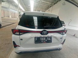 Toyota Veloz Q 1.5 AT 2022 4