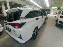Toyota Veloz Q 1.5 AT 2022 5