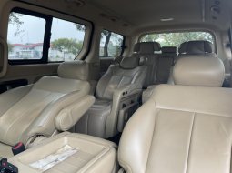 Hyundai H-1 Royale 2018 Diesel AT Hitam 8