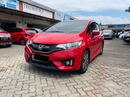 Honda Jazz RS CVT 2015 Merah Istimewa Tangan pertama dari baru