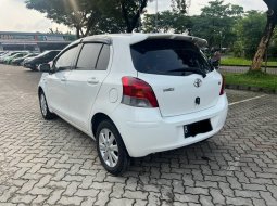 Toyota Yaris J 2012 AT Putih Murah Bagus 3