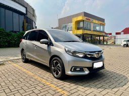 Honda Mobilio E Special Edition CVT AT Matic 2019 Putih 3