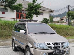 Isuzu Panther GRAND TOURING 2009 Turbo aktif