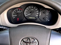 Toyota Kijang Innova G 2012 no minus 5