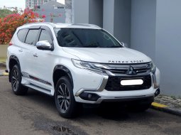 Mitsubishi Pajero Sport Dakar 4x4 AT 2017 putih matic diesel