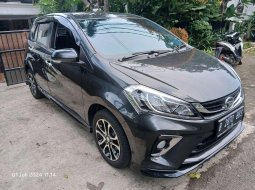 Daihatsu Sirion 1.3 AT 2021 Abu-abu 2