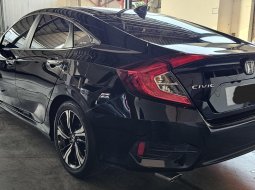 Honda Civic Turbo ES A/T ( Matic ) 2016 Hitam Km 41rban Mulus Tangan 1 Good Condition 4