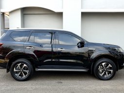 Nissan Terra 2.5L 4x4 VL AT 2024 hitam km 6 ribuan langka pajak panjang tangan pertama dari baru 4