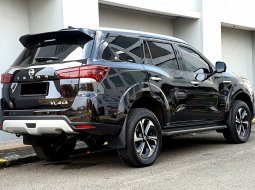 Nissan Terra 2.5L 4x4 VL AT 2024 hitam km 6 ribuan langka pajak panjang tangan pertama dari baru 5