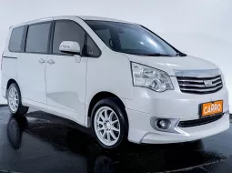 Toyota NAV1 V Limited 2016