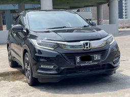 KM LOW LIKE NEW HONDA HRV SE 1.5 AT HITAM 2020 1