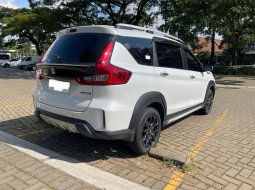 Suzuki XL7 Beta Hybrid AT Matic 2023 Putih 19