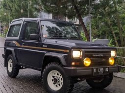 Daihatsu Taft Rocky 1992 lengkap tangan kesatu