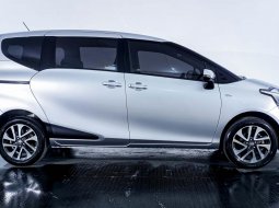 Toyota Sienta V CVT 2017 3