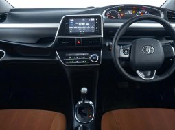 Toyota Sienta V CVT 2017 8