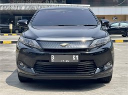 Toyota Harrier 2.0 AT 2015 Hitam 3