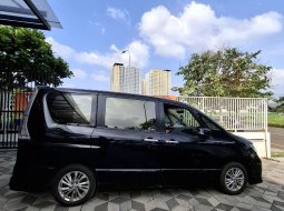 Nissan Serena Highway Star Matic Tahun 2017 Kondisi Mulus Terawat Istimewa 9