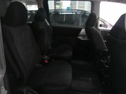 Toyota NAV1 V Limited 2.0 AT 2016 10