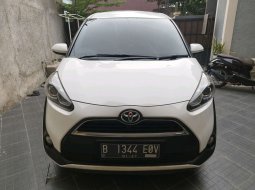 Promi Toyota Sienta V CVT 2017 Putih *code44EOV