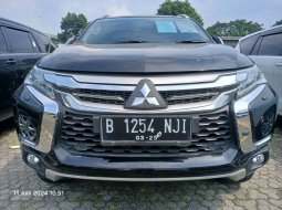 Promo Mitsubishi Pajero Sport Dakar 4x2 AT 2019 Hitam *code54NJI