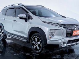 JUAL Mitsubishi Xpander Cross AT 2019 Silver