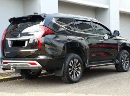 Mitsubishi Pajero Sport Dakar 4x2 AT 2021 hitam km 12 ribuan sunroof 4