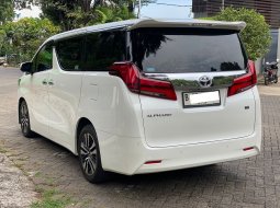 Toyota Alphard G 2020 5