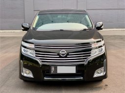 Nissan Elgrand Highway Star 2013