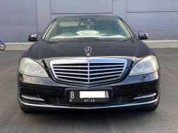 Mercedes-Benz S-Class S 300 L 2011