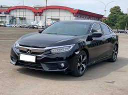 Honda Civic Turbo 1.5 Automatic 2017 6