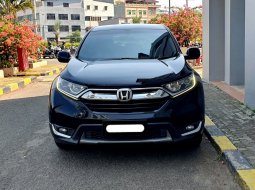 Honda CR-V 1.5L Turbo 2017 hitam dp 30 jt cash kredit proses bisa dibantu ktp daerah juga bisa