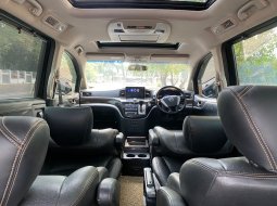 Jual mobil Nissan Elgrand 2013 3