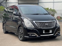 UNIT SIAP PAKAI HYUNDAI H1 ROYALE DIESEL AT HITAM 2018 1