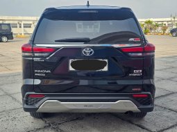 Toyota Kijang Innova Zenix q  Hybrid modelista tss 2023 Hitam 2