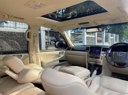 GOOD CONDITION LEXUS LX570 AT HITAM 2012 9