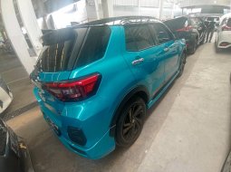 Toyota Raize 1.0T GR Sport CVT TSS (Two Tone)AT 2021 5