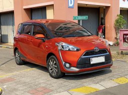 Toyota Sienta V CVT 2018 km 36rb siap TT