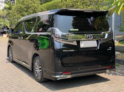 Toyota Vellfire G Limited 2016 3