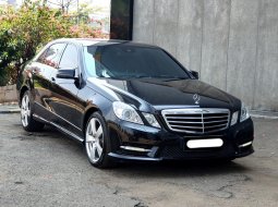 Mercedes-Benz E-Class 250 avantgarde amg hitam 2013 km85rban cash kredit proses bisa dibantu