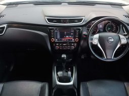 Zzz Nissan X-Trail 2.5 AT 2017 Putih 7