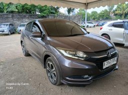 Honda HR-V E Prestige 1.8 AT 2018 2